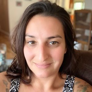 Meet your Posher, Jacqueline